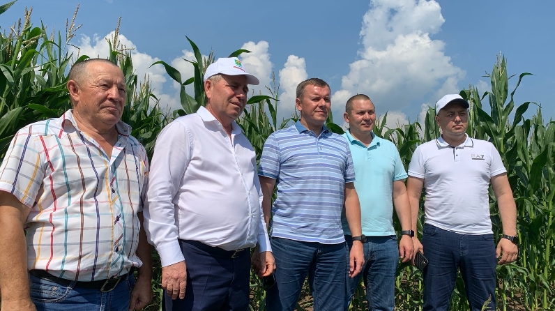 Министр сельского хозяйства Татарстана оценил самую высокую стройку и крупнейшую откормочную площадку