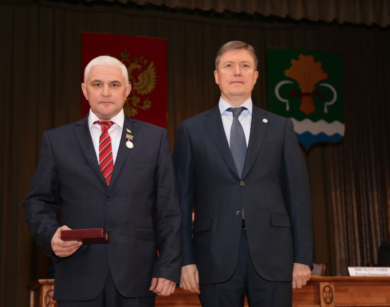 Первый заместитель Премьер-министра РТ вручил мамадышцам Государственные и ведомственные награды